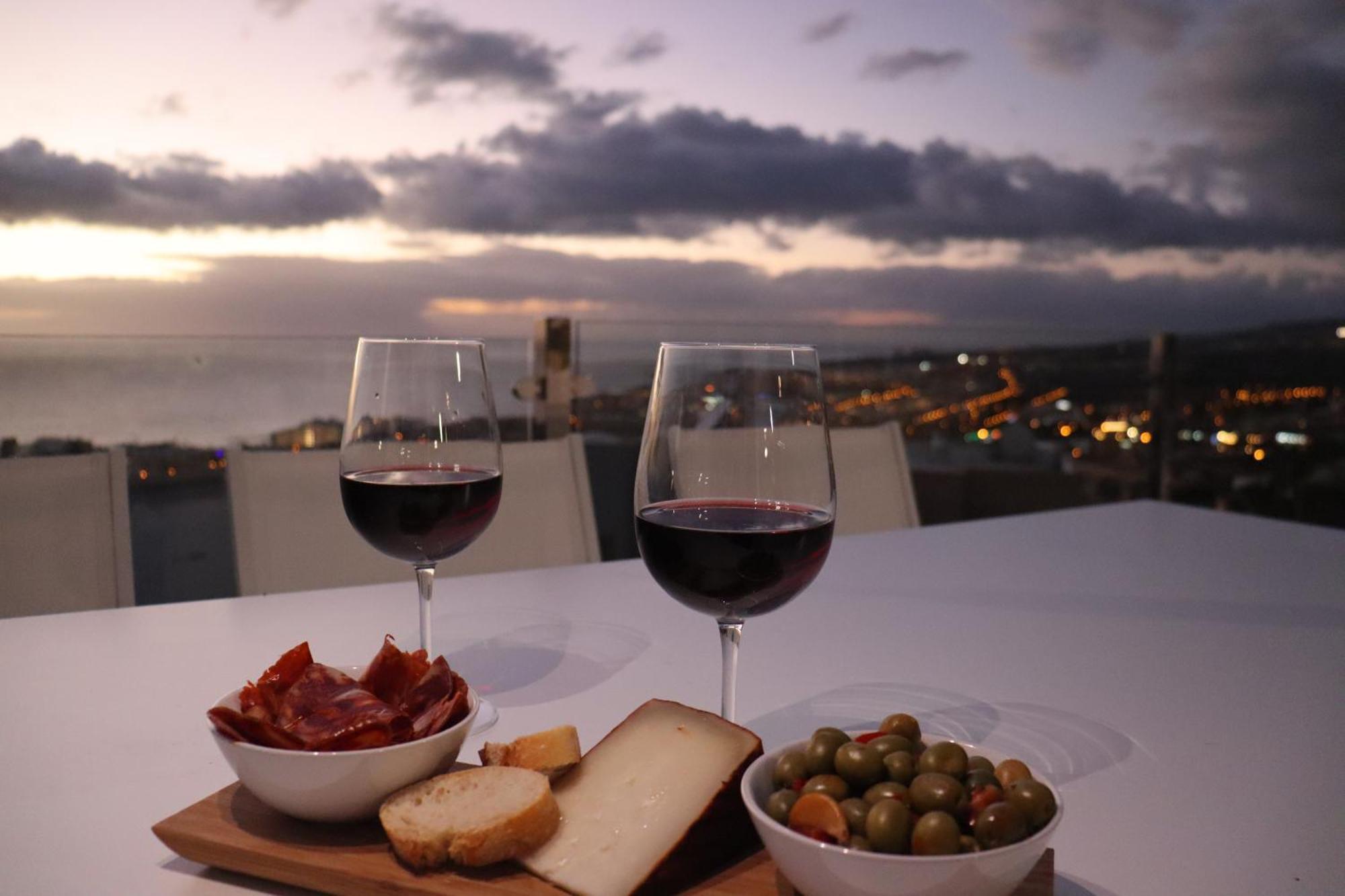 Azure Sky Villa - Panoramic Ocean View, Luxury, San Eugenio Costa Adeje  Εξωτερικό φωτογραφία